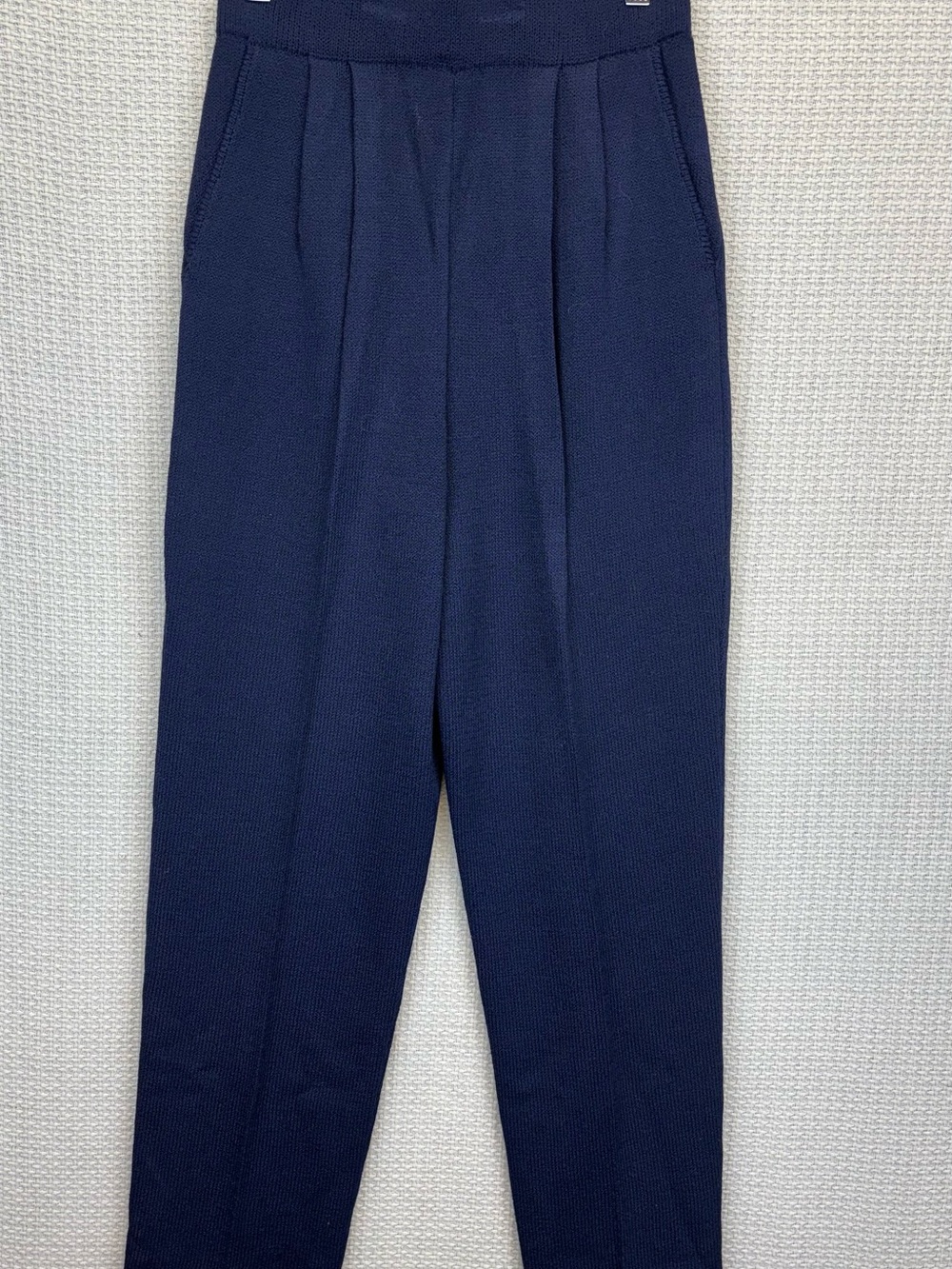 St. John Collection Navy Blue Pleated Santana Knit Pants Capsule Quiet Luxury 2